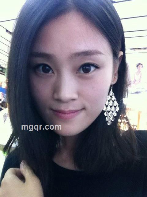 ? 「 花开半夏的头像