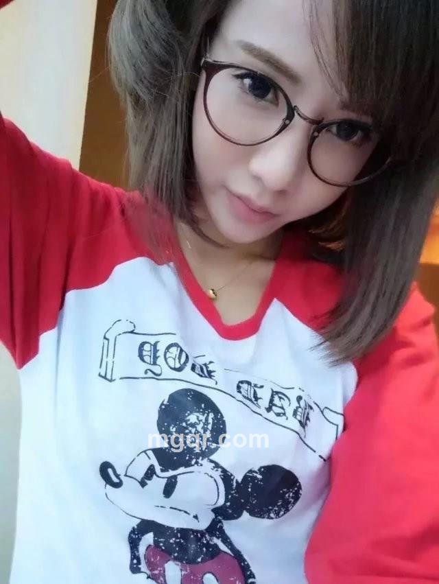 塔塔需要人陪的头像