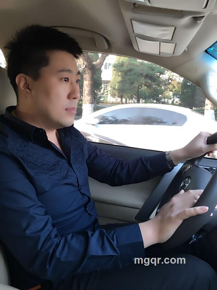 手心手背的头像