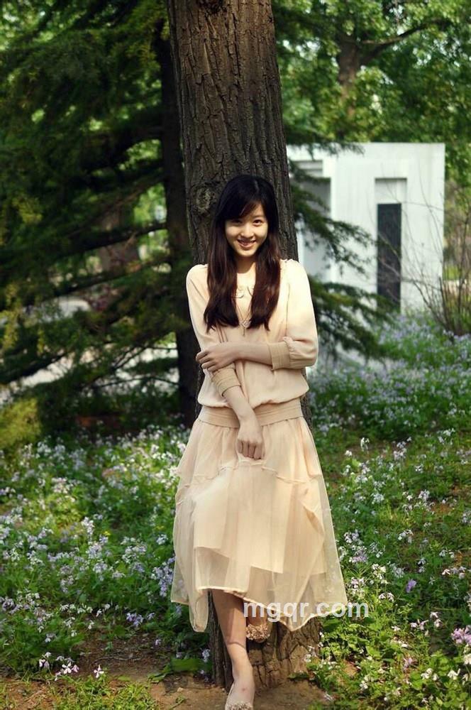 恰似温柔的美丽的头像