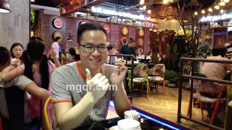 一个人的席梦思的头像