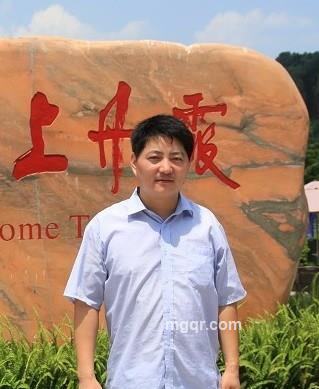 人生苦短的头像