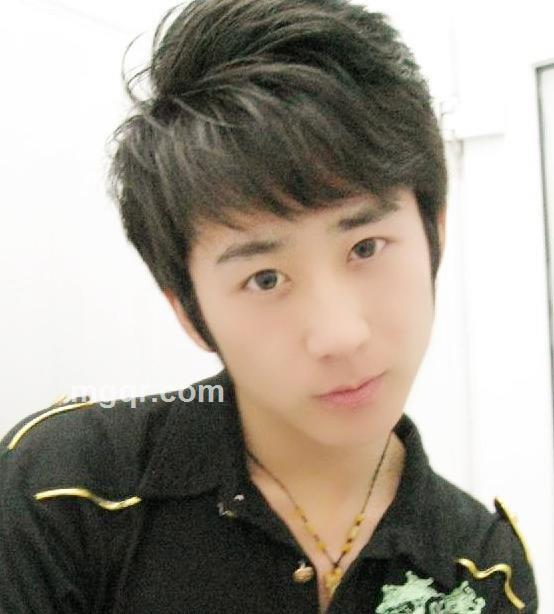 低音配角，的头像