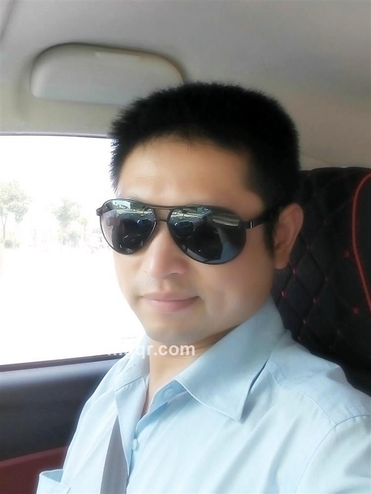 穷酸大叔的头像