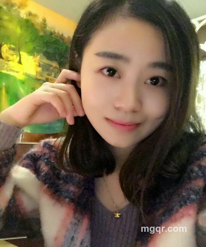 静候花开。洁的头像