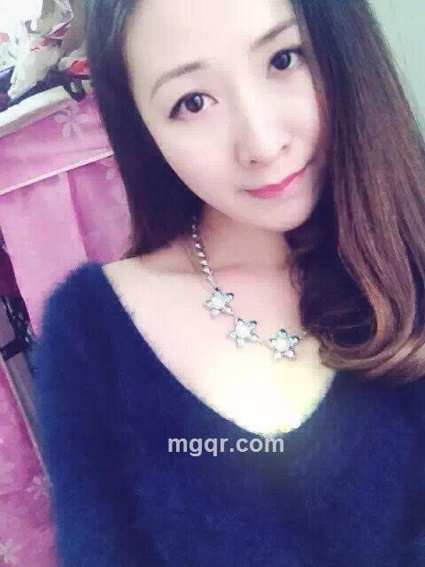 淡看繁花碎碎落的头像