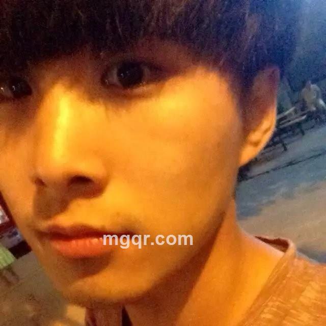 纯情小男孩啊的头像