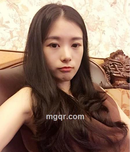 欣欣怡怡的头像