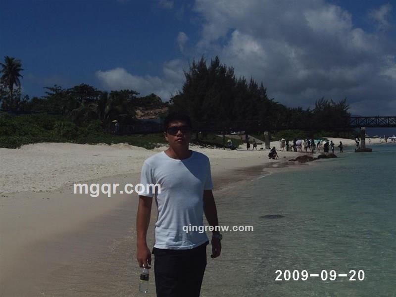 隔壁当铺大叔的头像