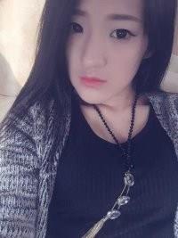 懒散的女人的头像