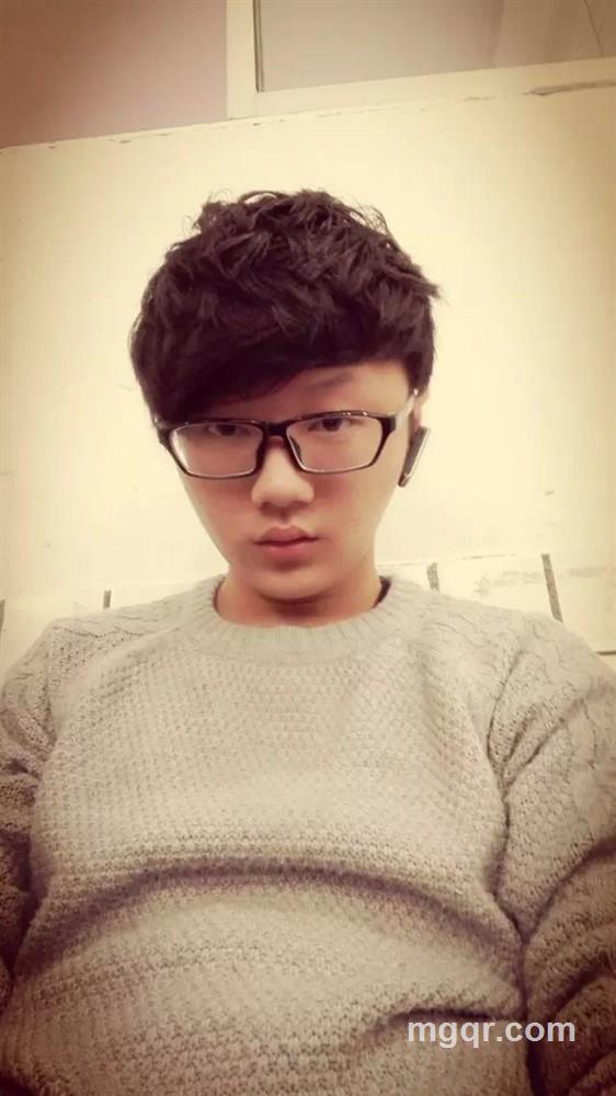 单纯的唉的头像