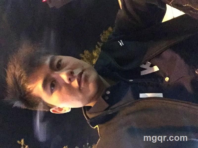 帅哥一枚的头像