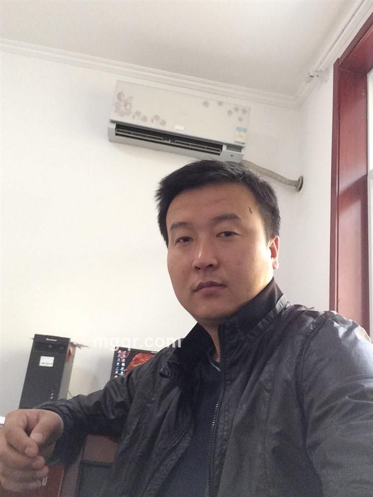 走也色彩的头像