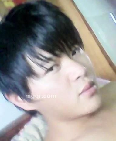 ??渐行渐远?的头像