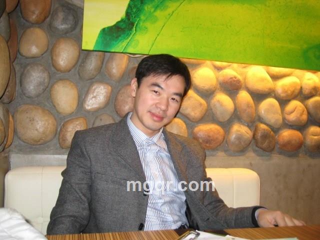 专属老男人的头像