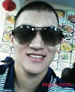 ─╄0vЁ轩少的头像