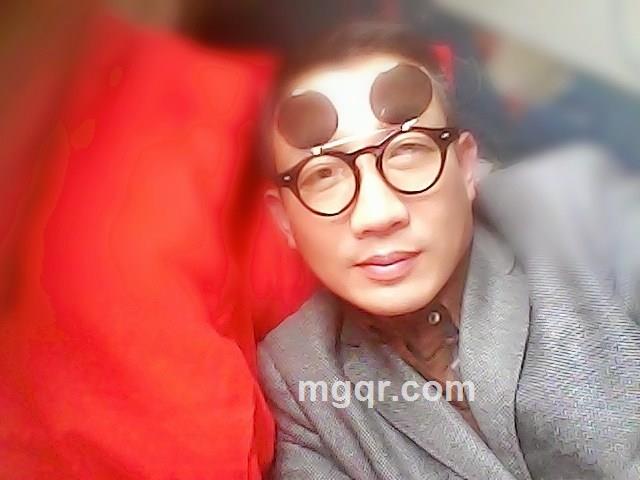 石洪亚的头像