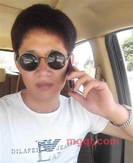 俊豪金葱粉的头像