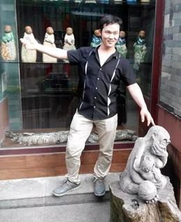 享受洗礼的头像