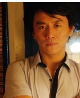 过眼旖旎的头像