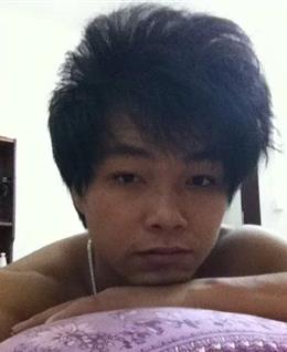 五九二三九四八九七的头像