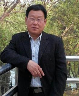 杨啊峄的头像