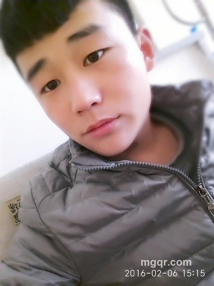 不帅但很温柔的头像