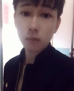 夜深啊的头像