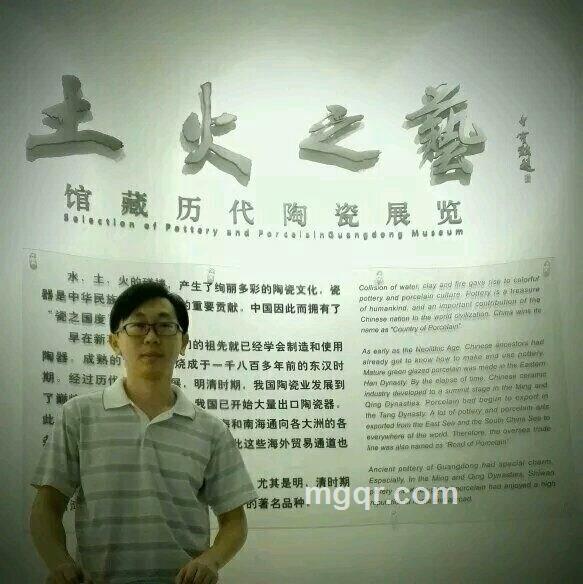 酱爆出汁的头像