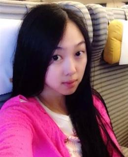 轻淡猫写的头像