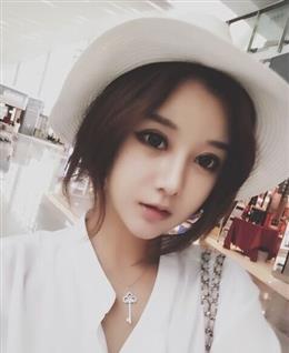 小空白白的头像