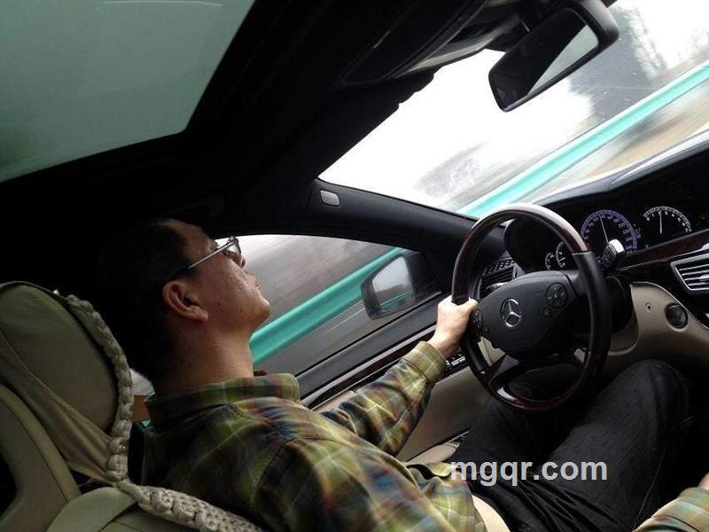 yizhenfeng955448的头像