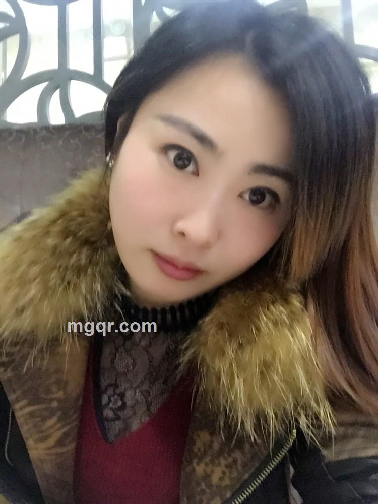 淡然一笑的头像