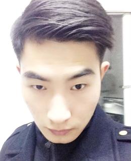 阳光帅气大宅的头像