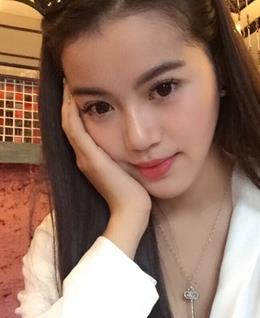 林璐西丶的头像