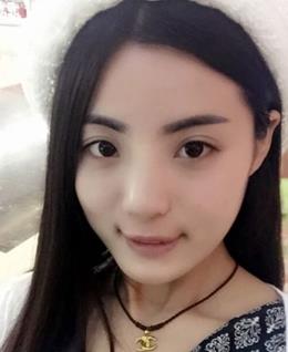 萍水相。。。的头像