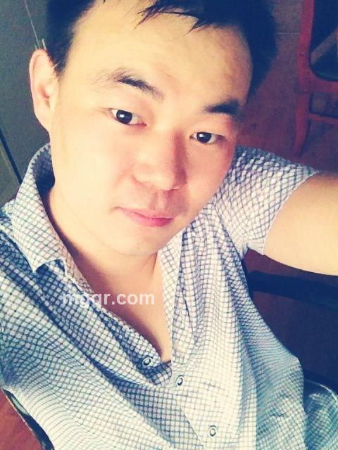 小小小帅哥的头像