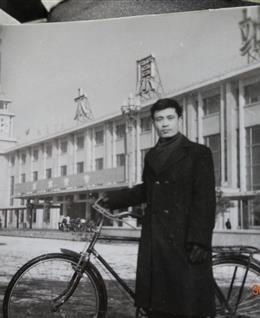 老头儿一个的头像