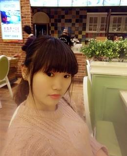 爬山虎一样的女人的头像