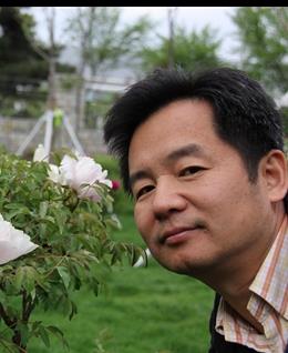 我爱春暖花开的头像