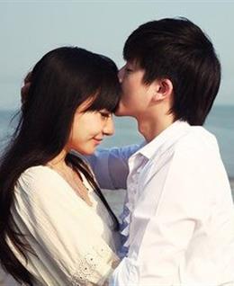 下面很孤独的头像