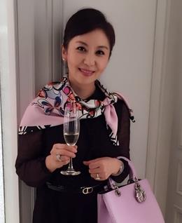 雨中漫步A的头像