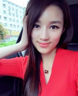 用脱俗的心看世俗的尘的头像