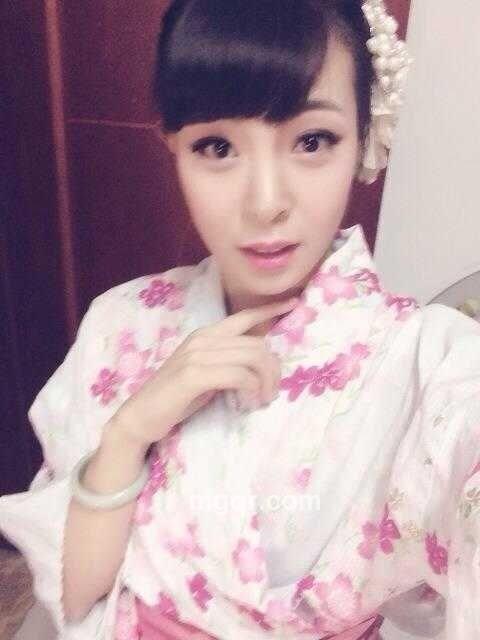 甜甜的圈圈的头像