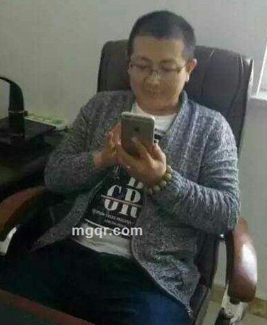 色色小哥的头像