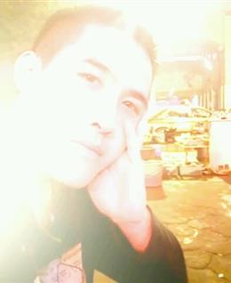 ぺ告别的时代シ的头像