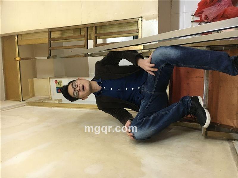 闷骚男士的头像