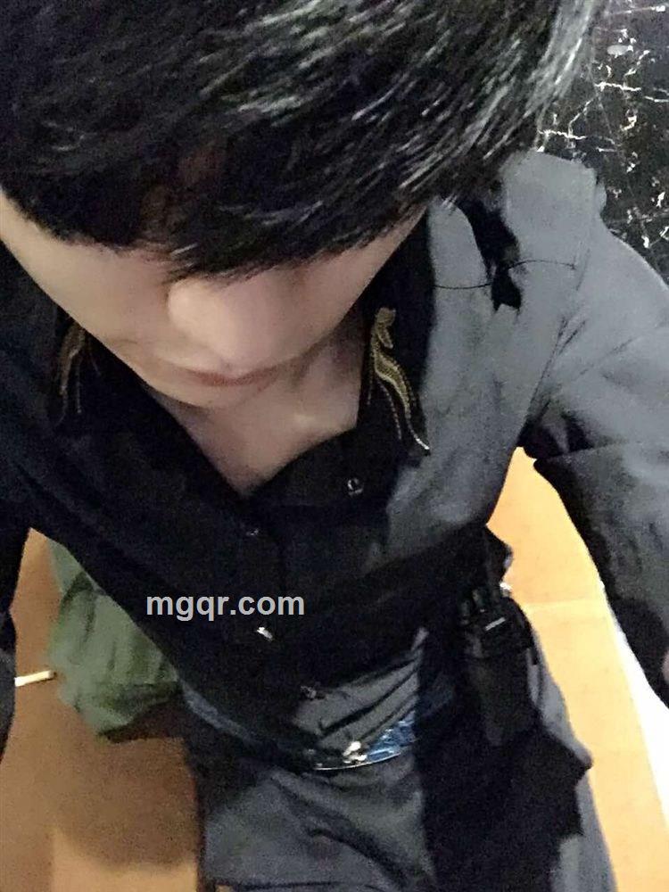 经典有机男的头像
