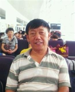 路人忐忑的头像