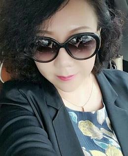 一条游走的鱼的头像